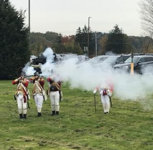 Students meet a regiment reenactment group.